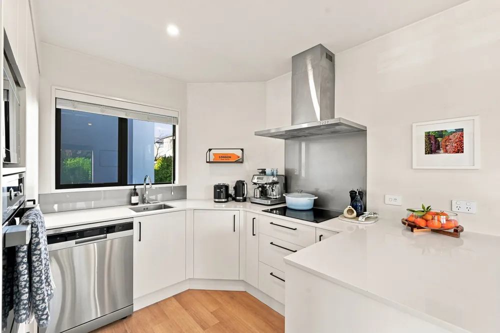 Photos of 1/60 Bishop Street