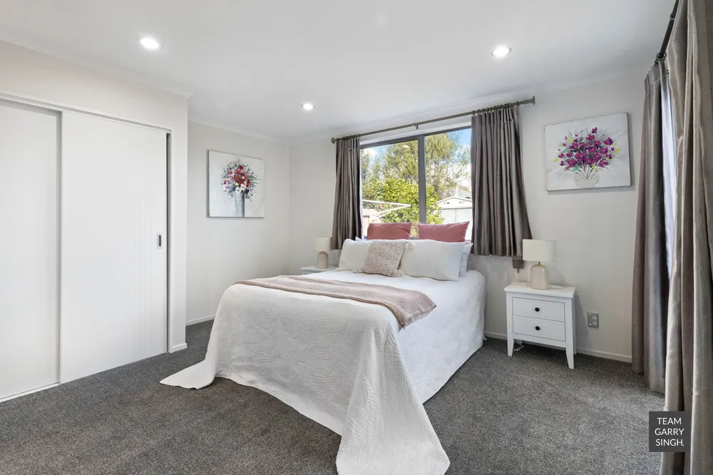 Photos of 10 Puweto Avenue