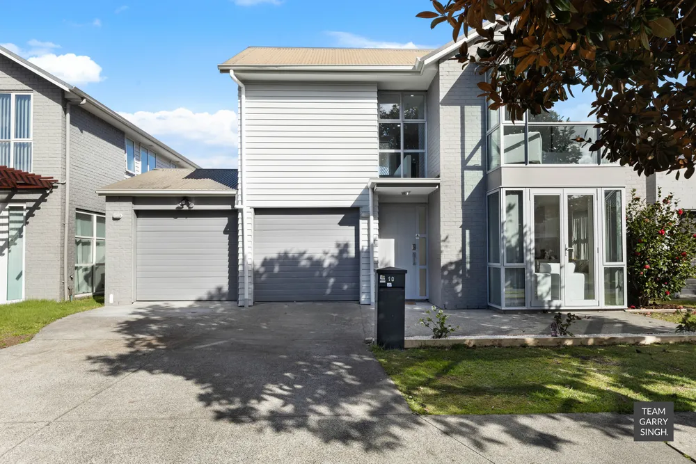 Photos of 10 Puweto Avenue