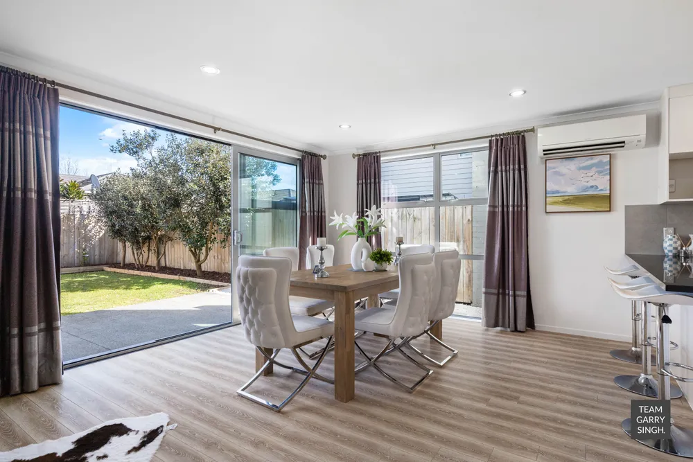 Photos of 10 Puweto Avenue