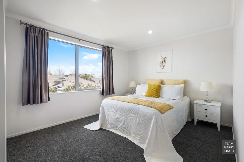 Photos of 10 Puweto Avenue