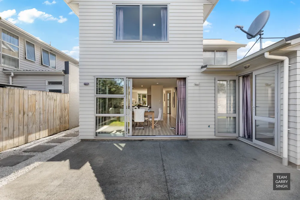 Photos of 10 Puweto Avenue