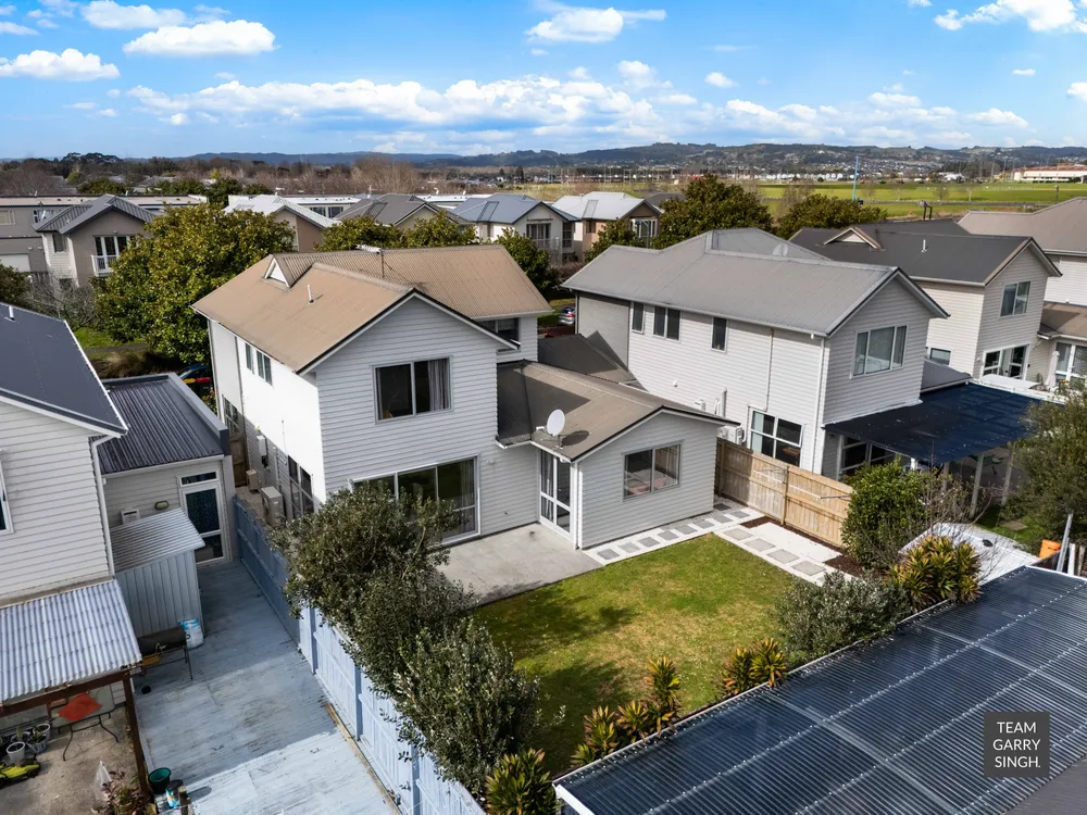 Photos of 10 Puweto Avenue