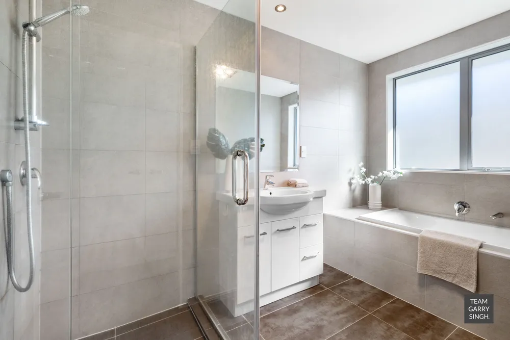 Photos of 10 Puweto Avenue