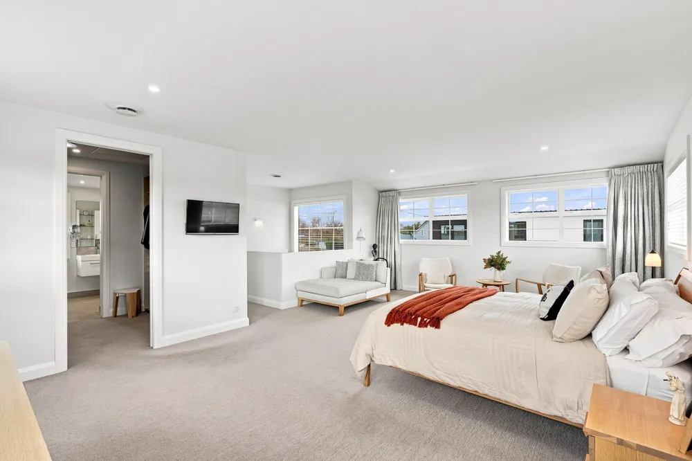 Photos of 175 Rutland Street
