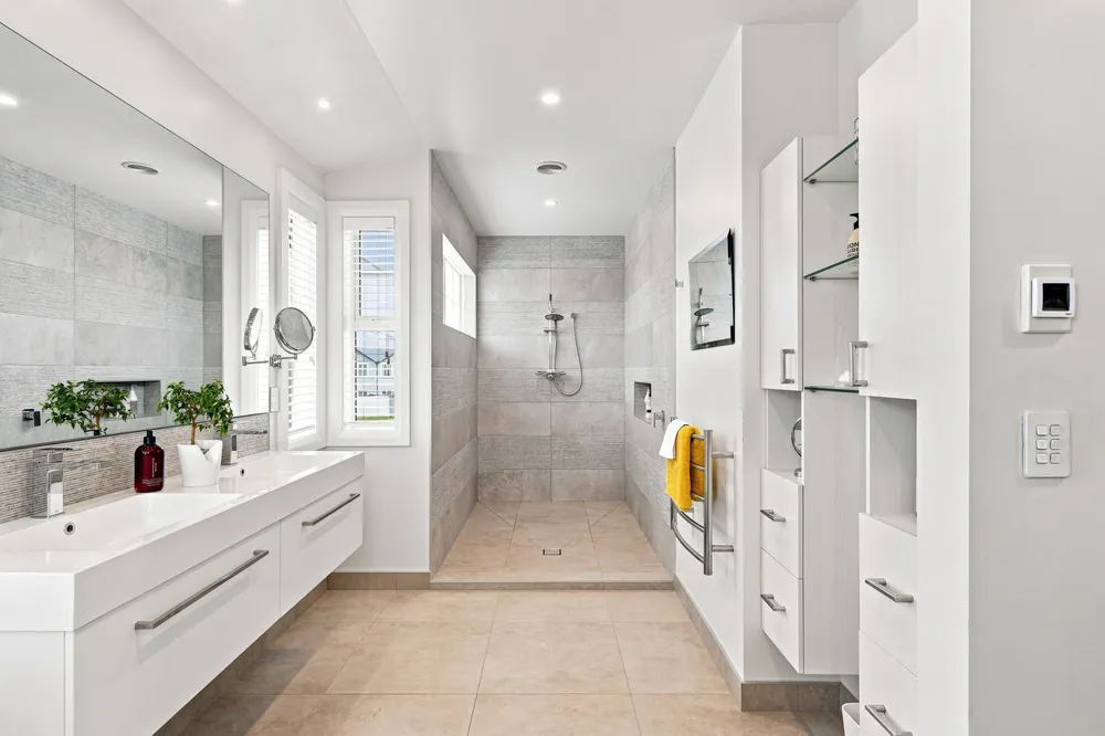Photos of 175 Rutland Street