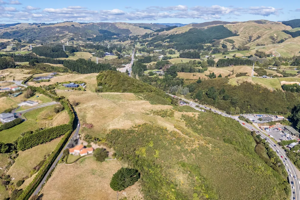 Photos of 75e Paremata Haywards Road