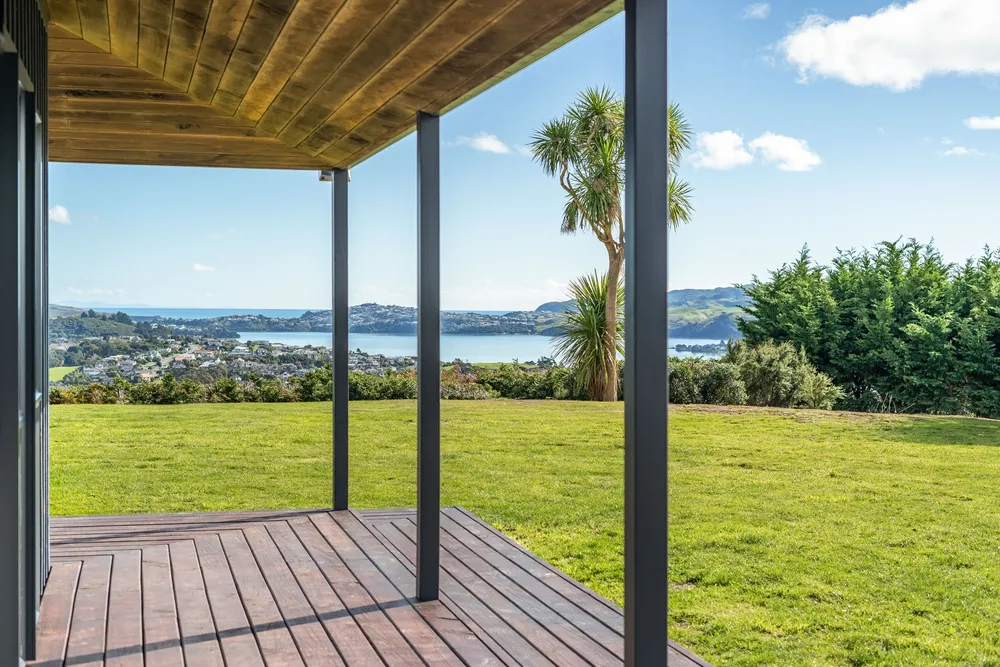 Photos of 75e Paremata Haywards Road