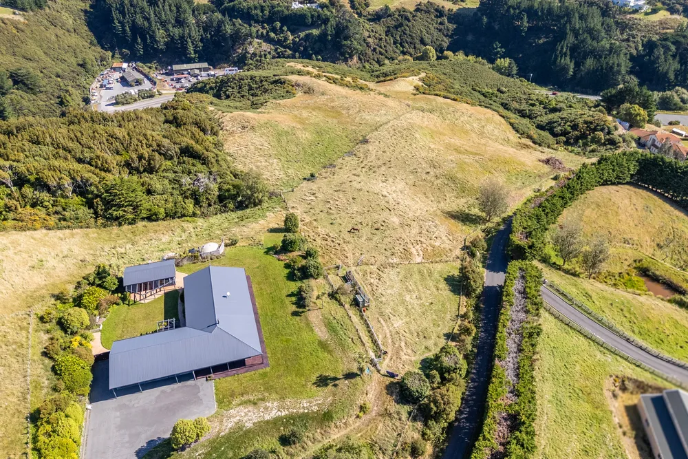 Photos of 75e Paremata Haywards Road