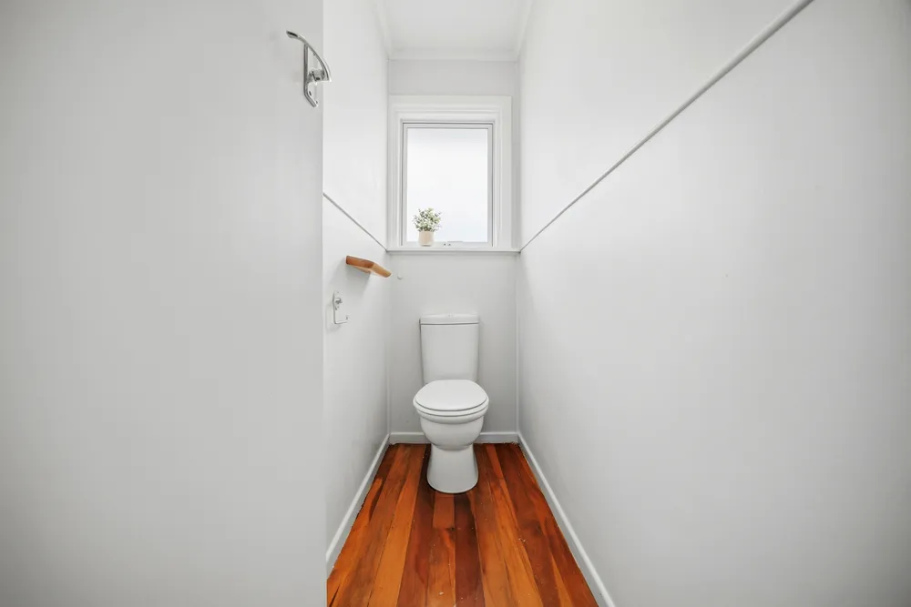 Photos of 17 Appleyard Crescent