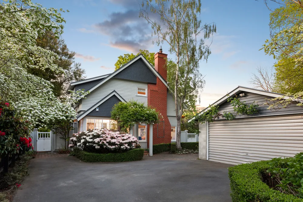 Photos of 27 Snowdon Road