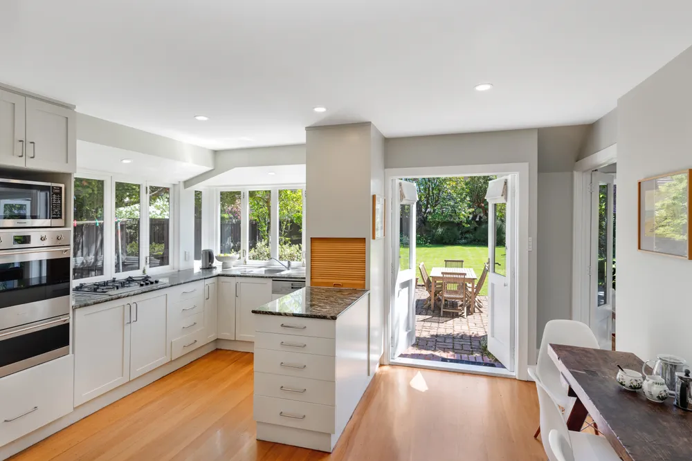 Photos of 27 Snowdon Road