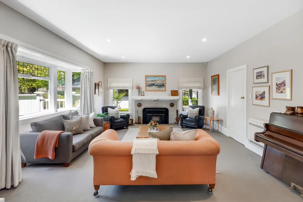 Photos of 27 Snowdon Road