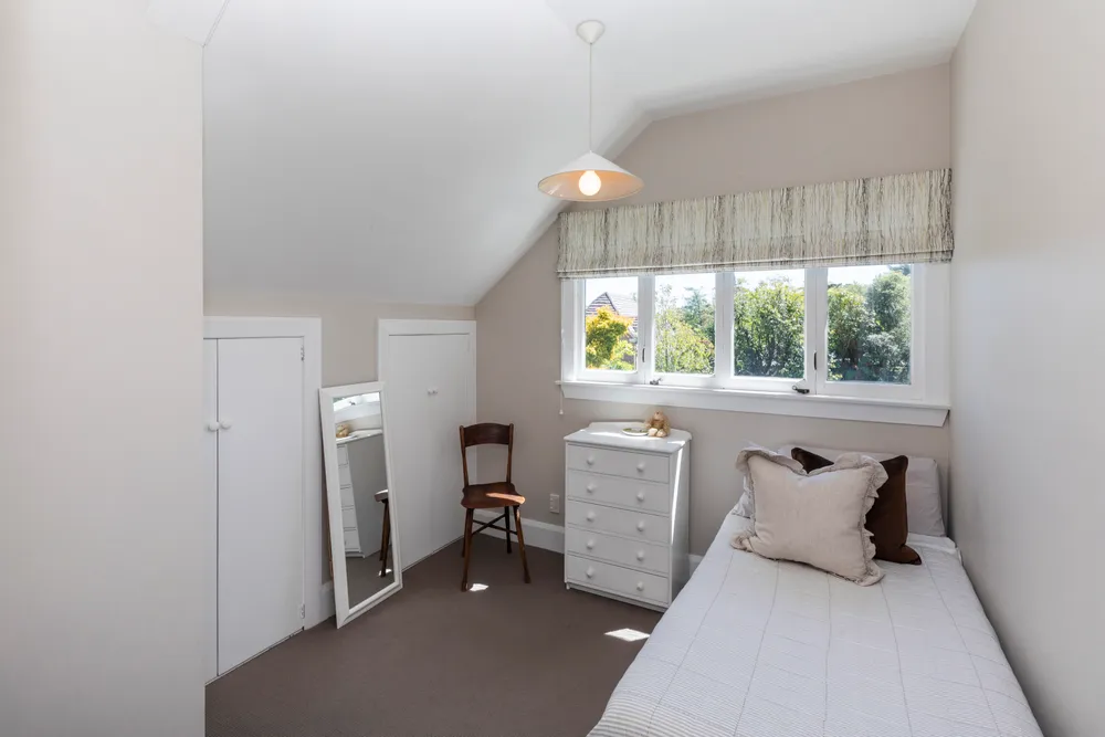 Photos of 27 Snowdon Road
