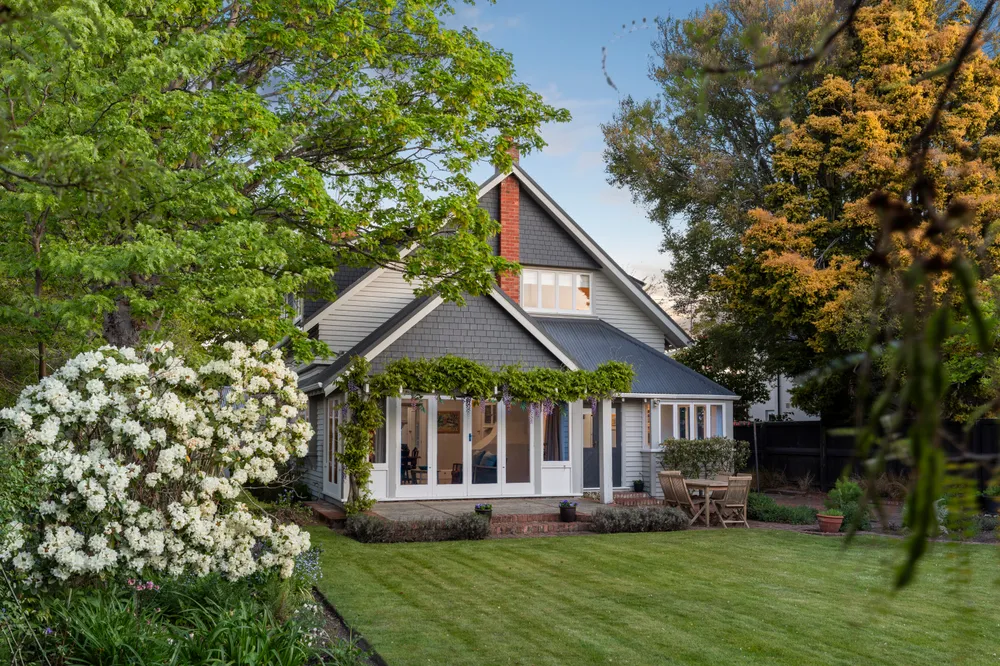 Photos of 27 Snowdon Road