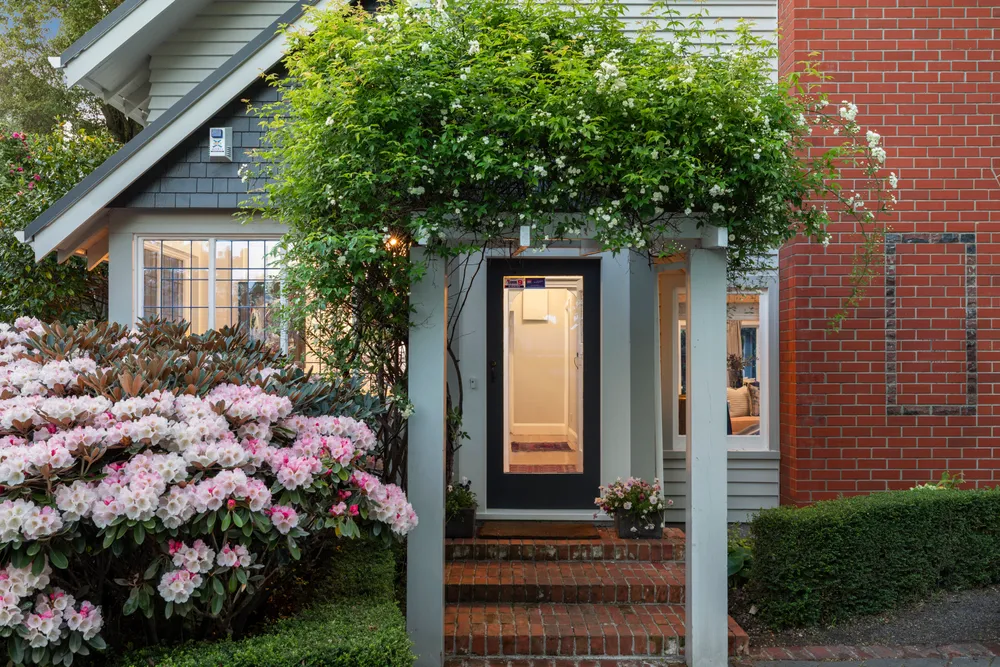 Photos of 27 Snowdon Road