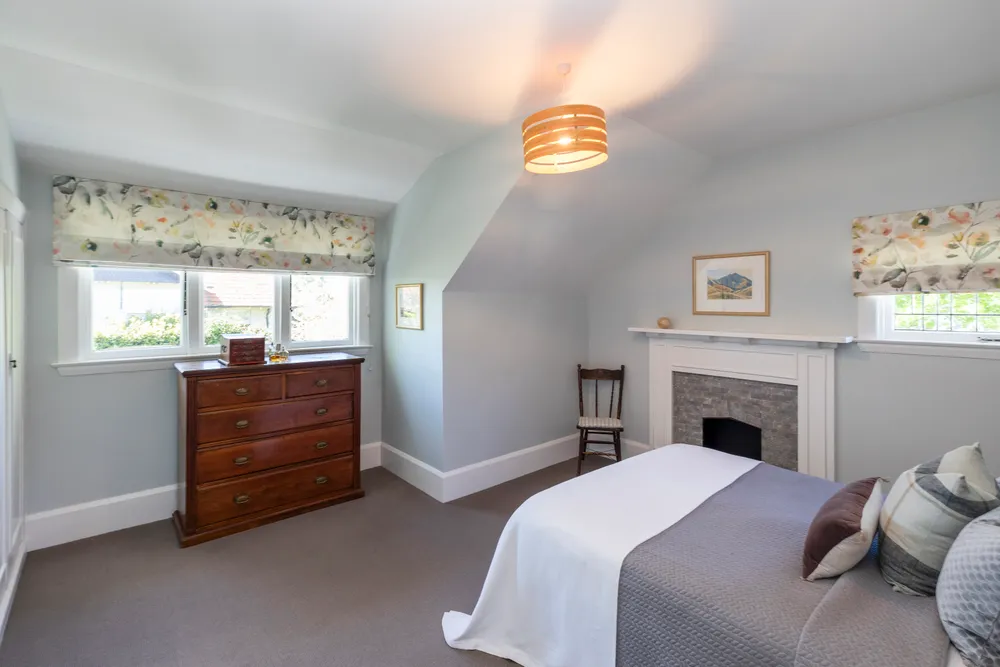 Photos of 27 Snowdon Road