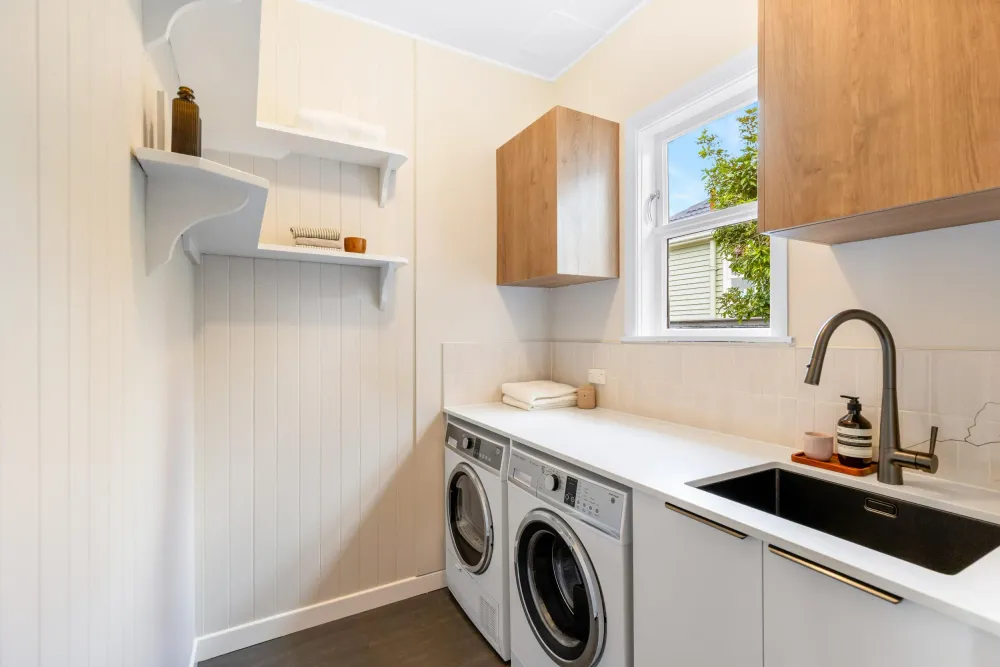 Photos of 84 Daventry Street