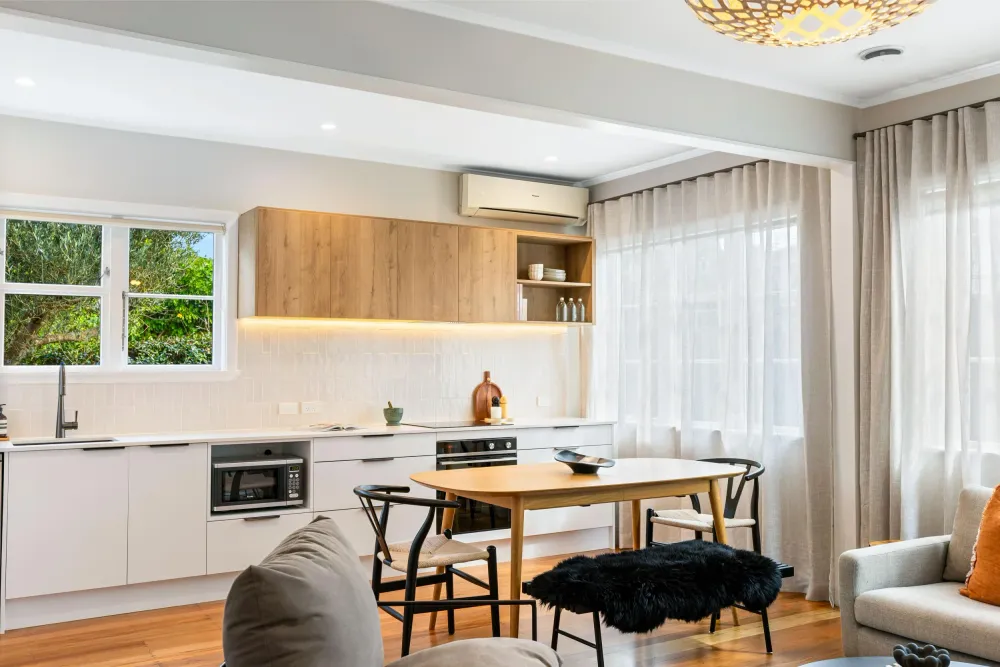 Photos of 84 Daventry Street