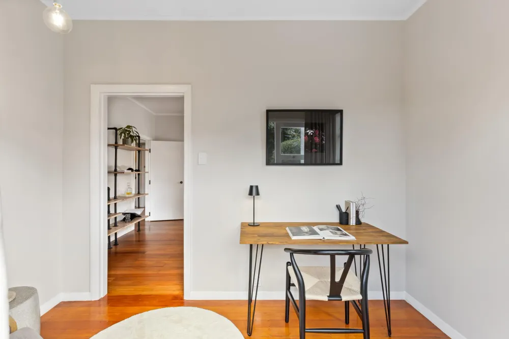 Photos of 84 Daventry Street