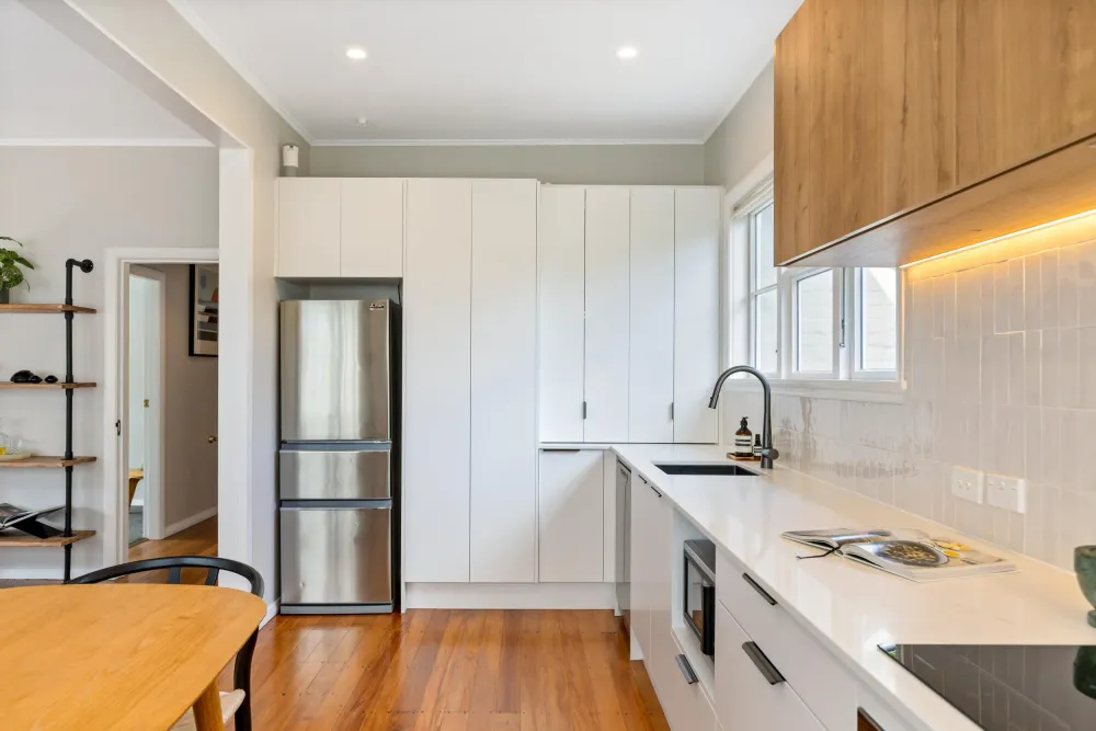 Photos of 84 Daventry Street