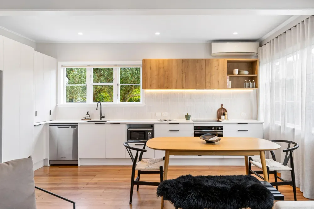 Photos of 84 Daventry Street