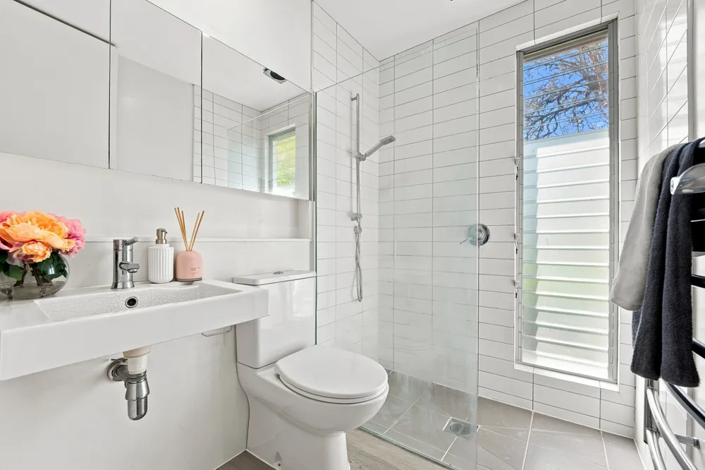 Photos of 232A St Andrews Road