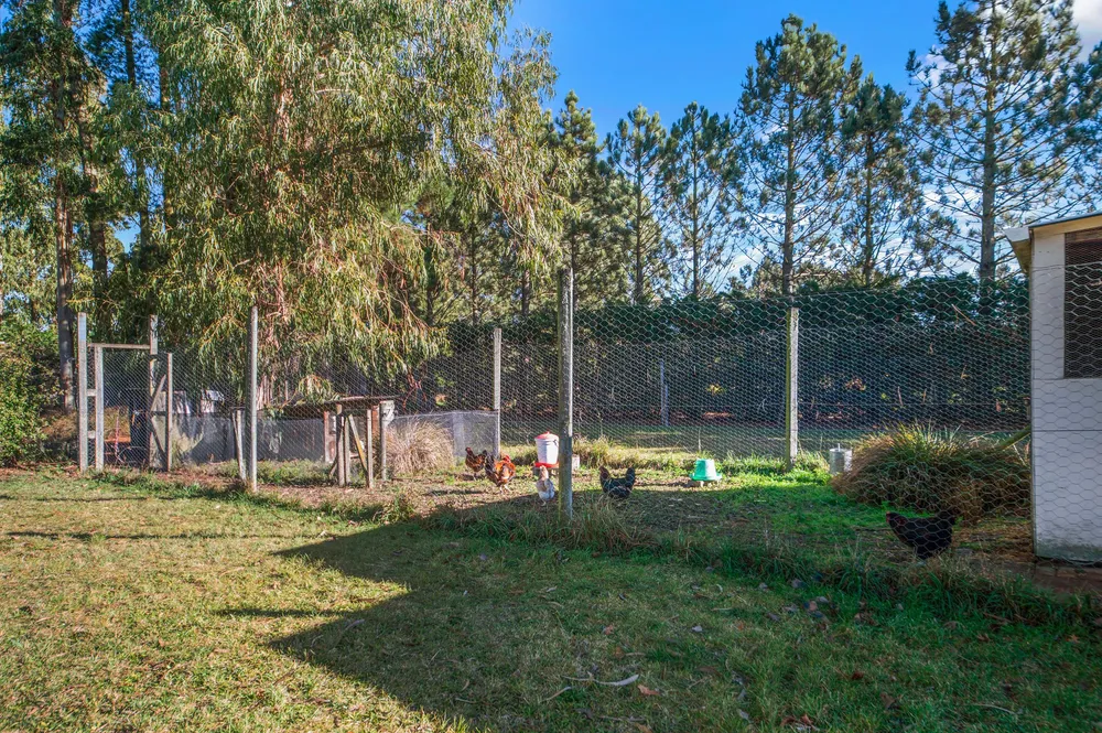 Photos of 1055 Tram Road