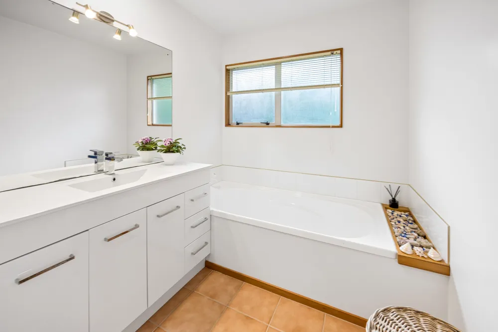 Photos of 25 Woodfern Crescent