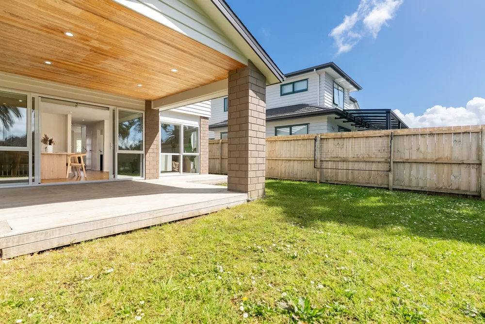 Photos of 52 Pate Crescent