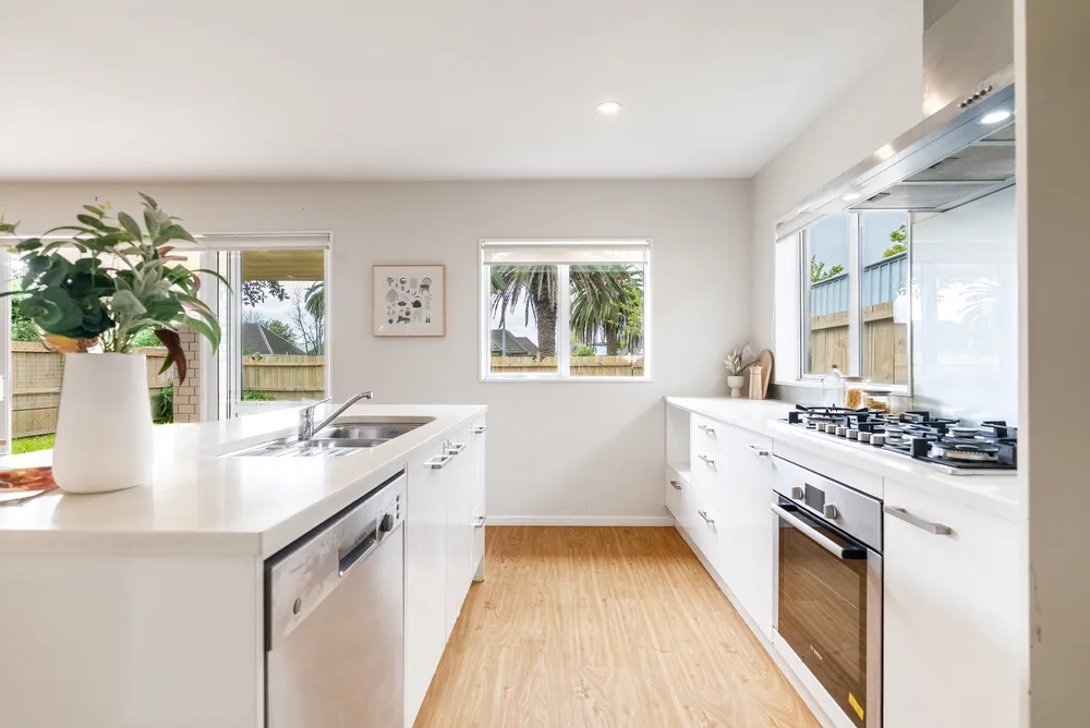 Photos of 52 Pate Crescent
