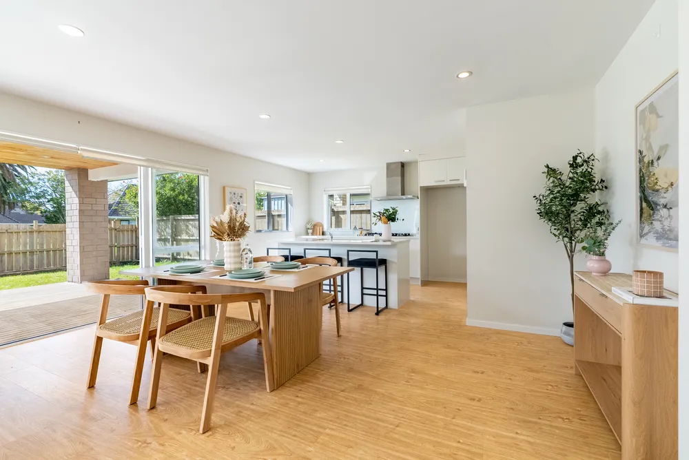 Photos of 52 Pate Crescent