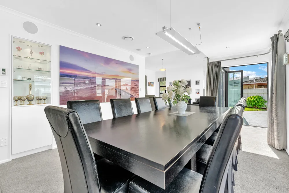 Photos of 37 Vincent Street