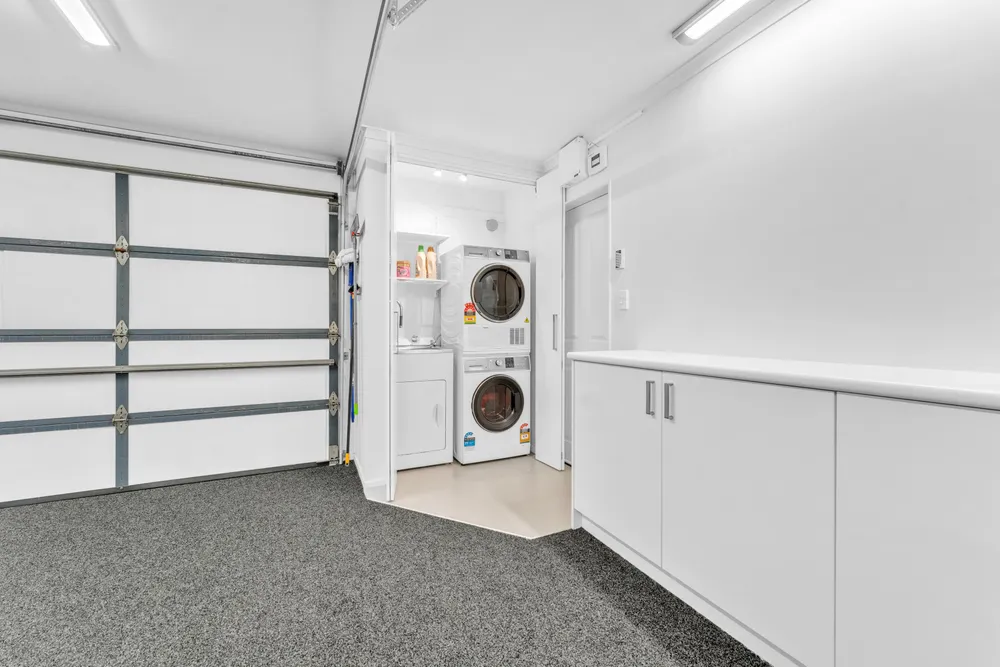Photos of 37 Vincent Street