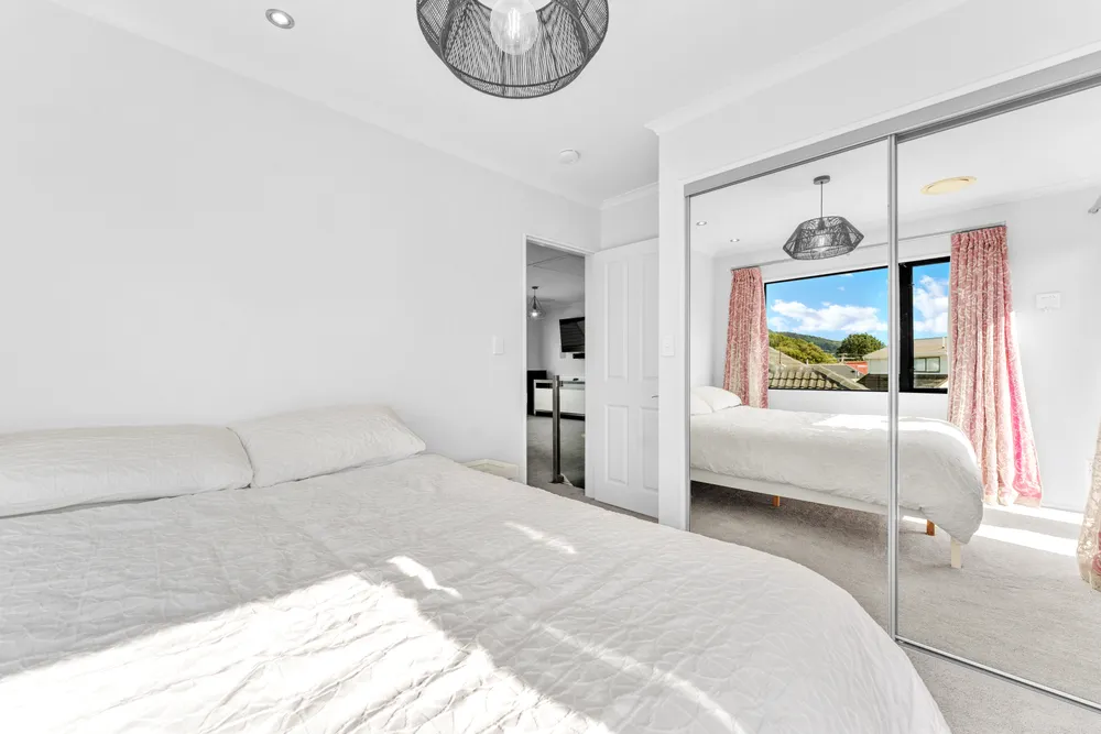 Photos of 37 Vincent Street