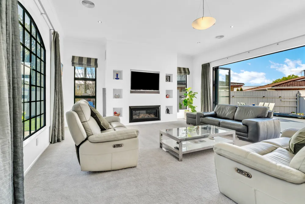 Photos of 37 Vincent Street