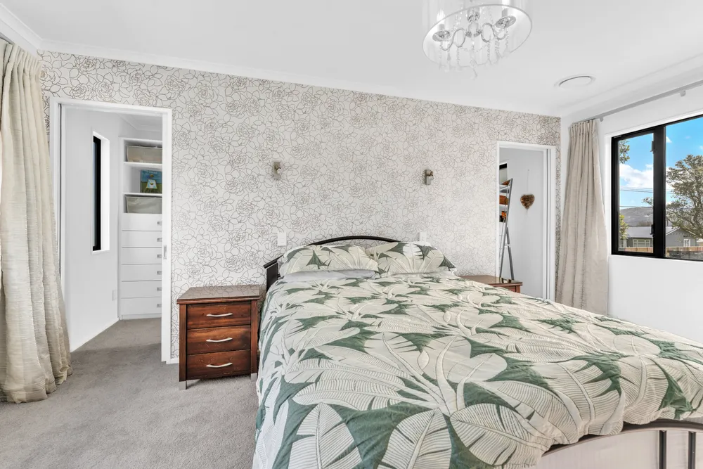 Photos of 37 Vincent Street