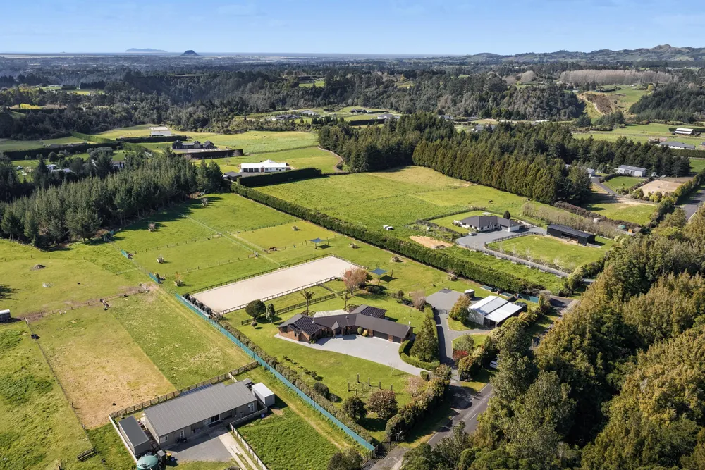 Photos of 3 Sarona Park Drive