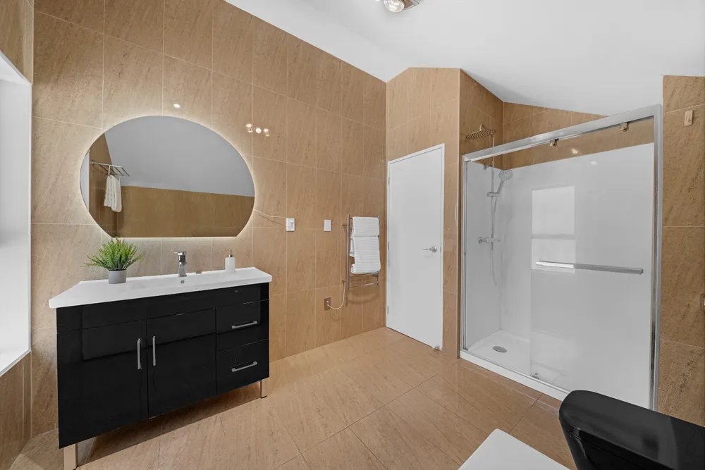 Photos of 263 Golf Road