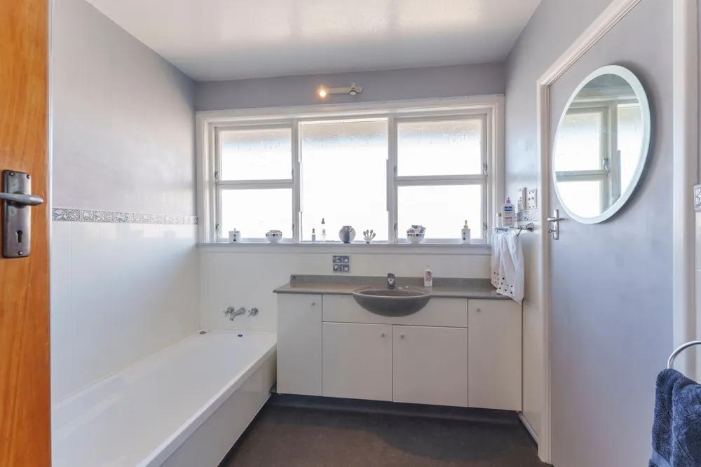 Photos of 14 Ensign Street