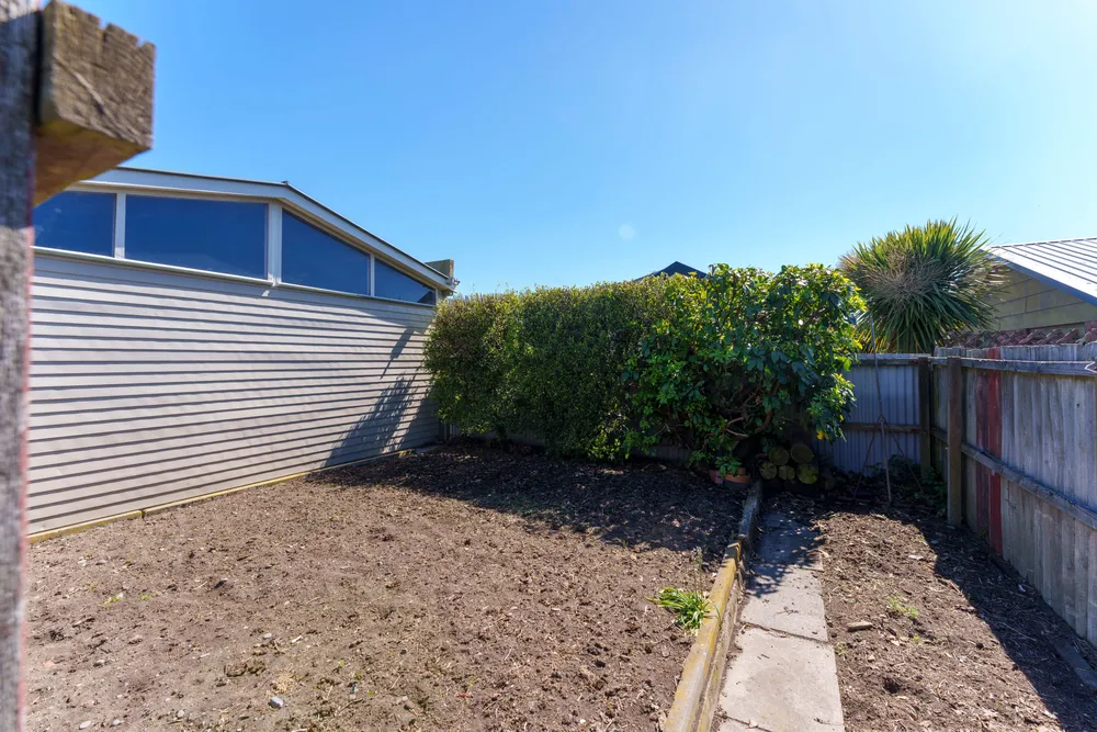 Photos of 14 Ensign Street