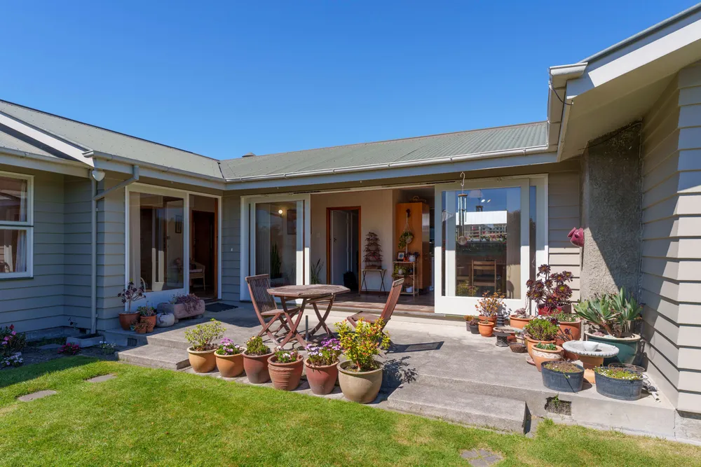 Photos of 14 Ensign Street