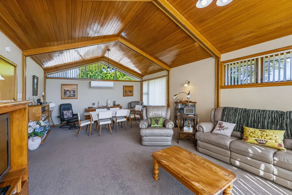 Photos of 14 Ensign Street