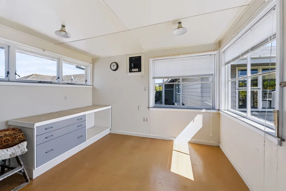 Photos of 14 Ensign Street