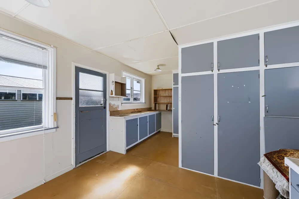 Photos of 14 Ensign Street