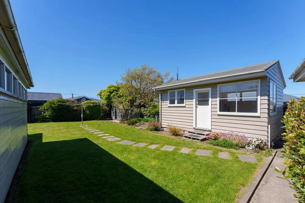 Photos of 14 Ensign Street