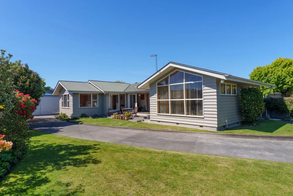 Photos of 14 Ensign Street
