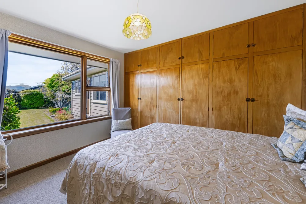 Photos of 14 Ensign Street