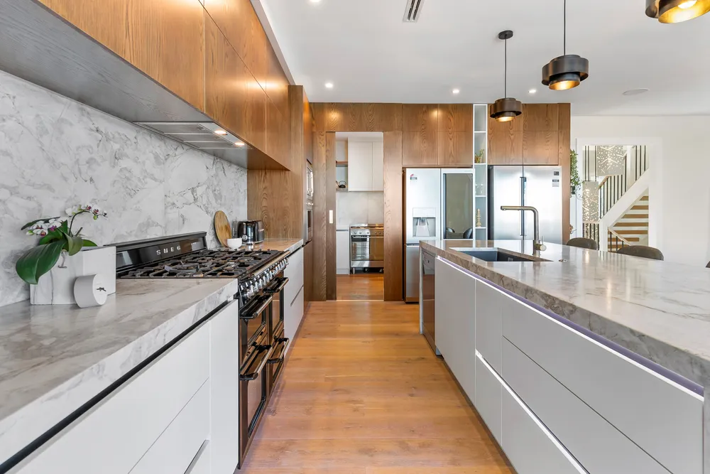 Photos of 236 Vipond Road