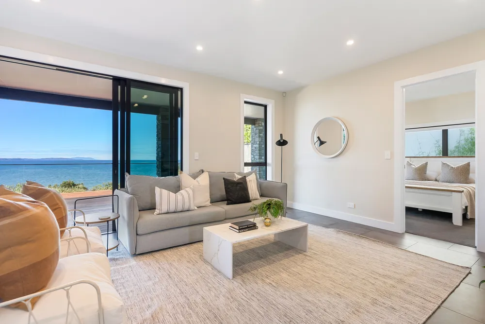 Photos of 236 Vipond Road